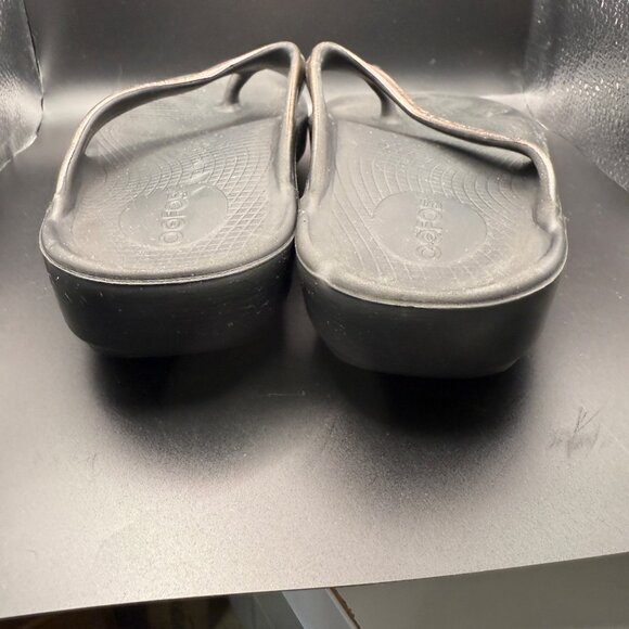 OOFOS Womens OOlala Luxe Recovery Sandals Size 7US EU38 Black & Metallic Purple - Picture 2 of 8